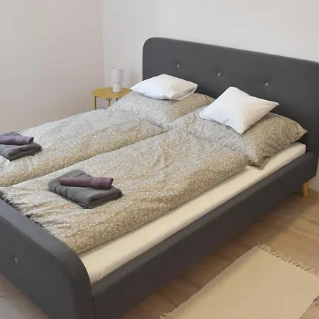 Апартаменты Voeroesko Apartmanhaz *