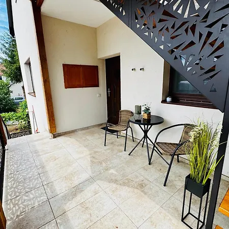Voeroesko Apartmanhaz Daire